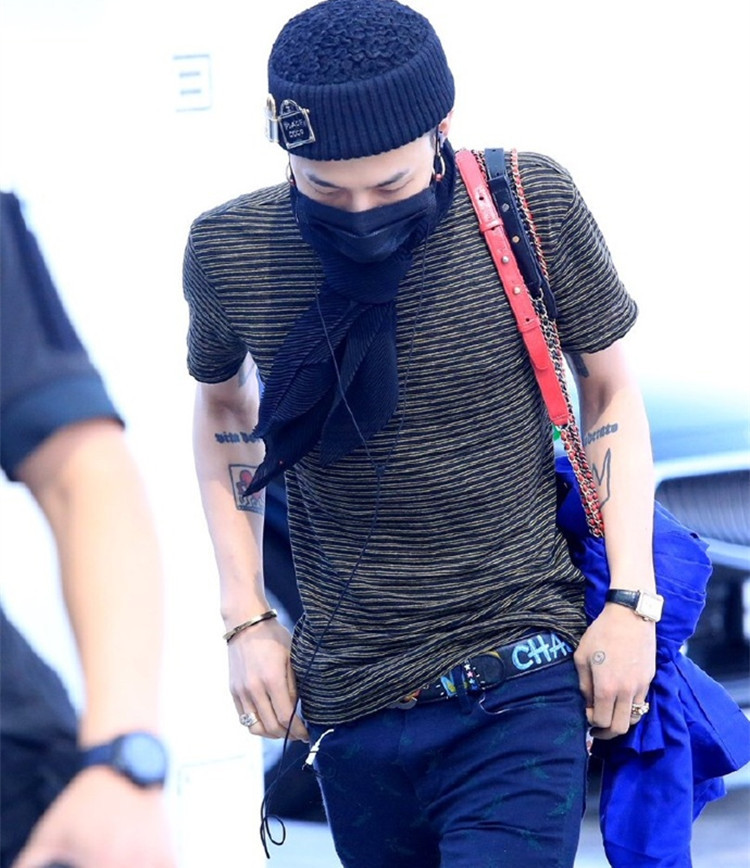 7316b199gy1fgw5ux1196j20mh0xcq