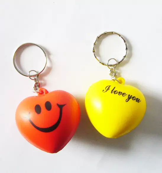 定制 4.2cm桃心，红心，心形钥匙扣 pu发泡材质 可印logo