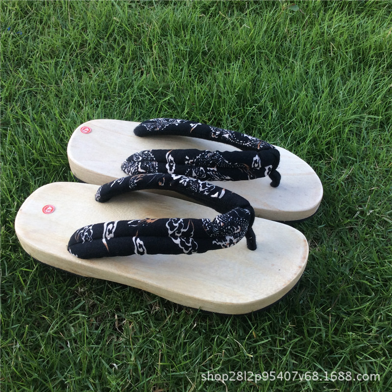 White Burn New Style Square Classic Men's White Burn Round Head Clip Men's Lacquered Clog Flip Flop Sandals Non-slip