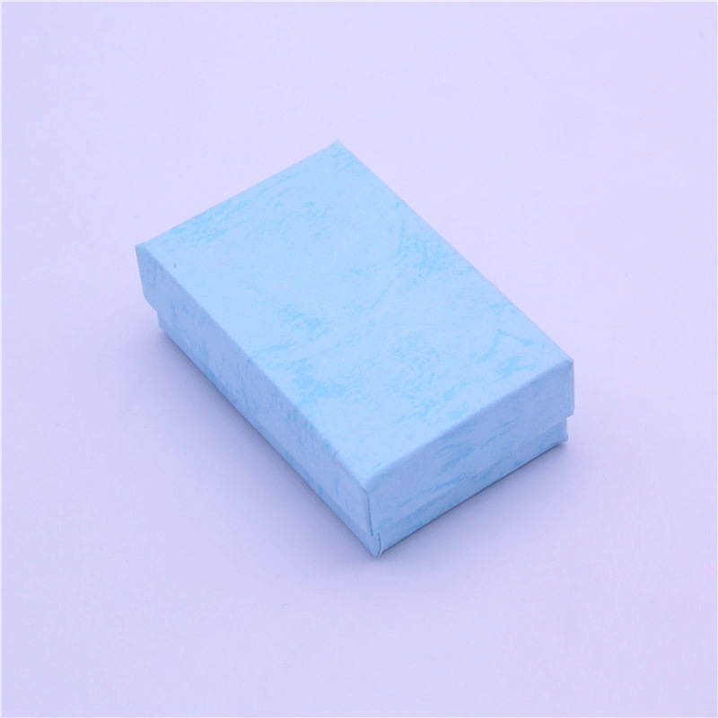 하늘색; 5cm * 8cm * 2.5cm