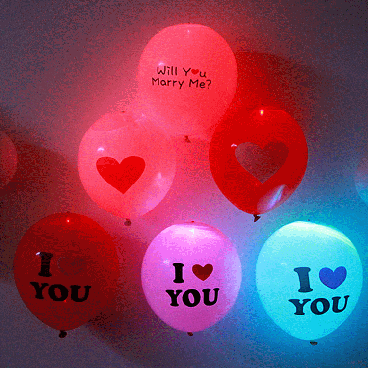 3661898156_662527928