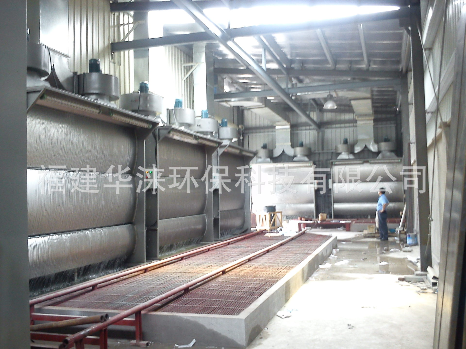 厂家供应木工机械MF-1500系列高效节能型水洗喷漆台