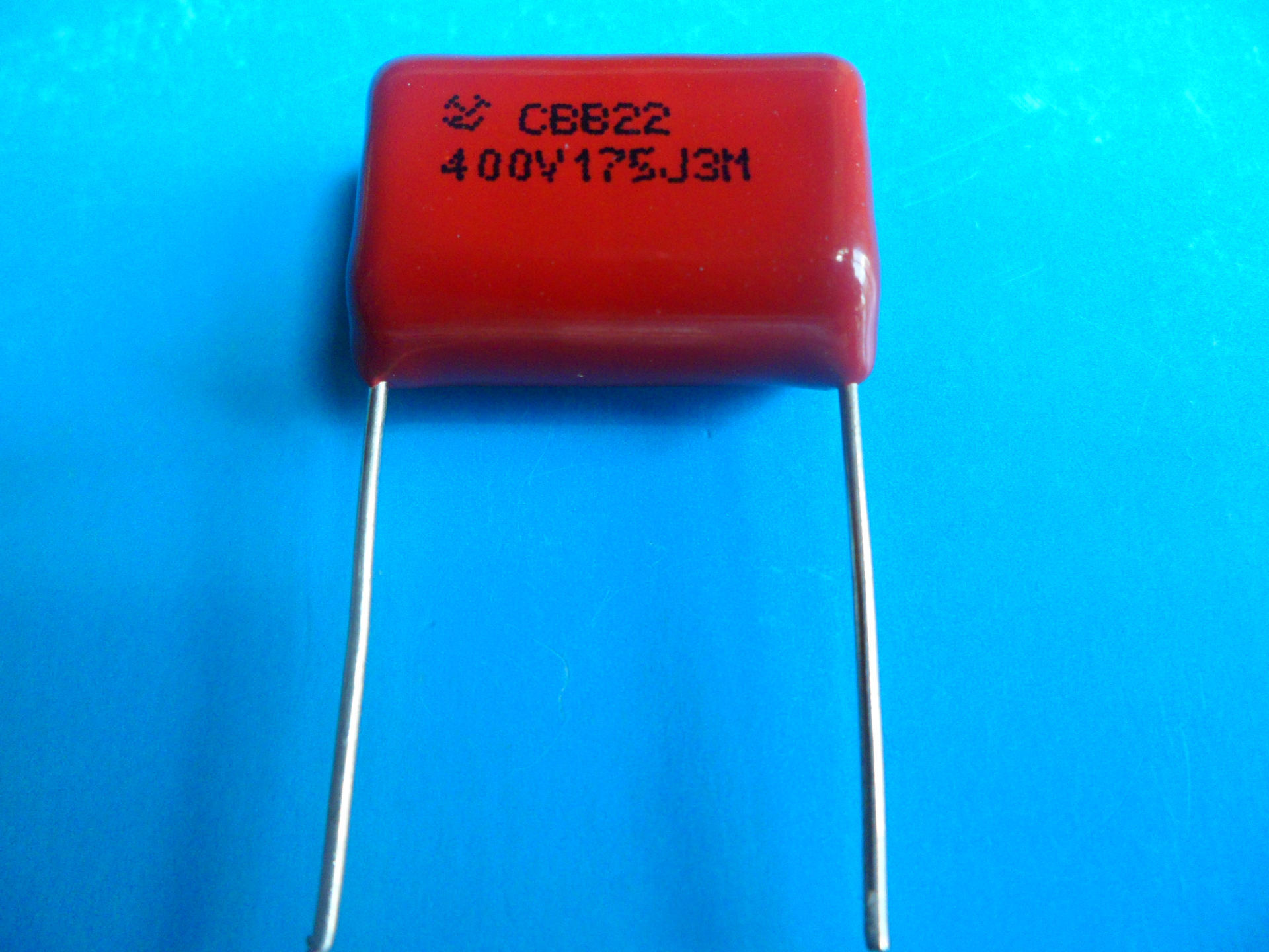 ����ֱ������������Ĥ������400V175