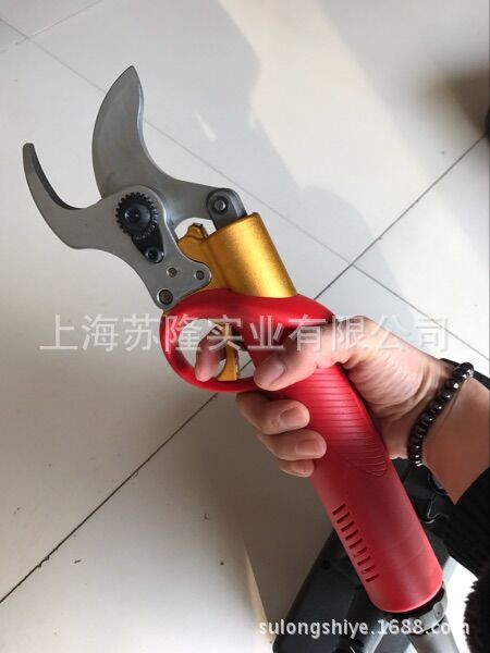 兴立828电动剪刀4公分