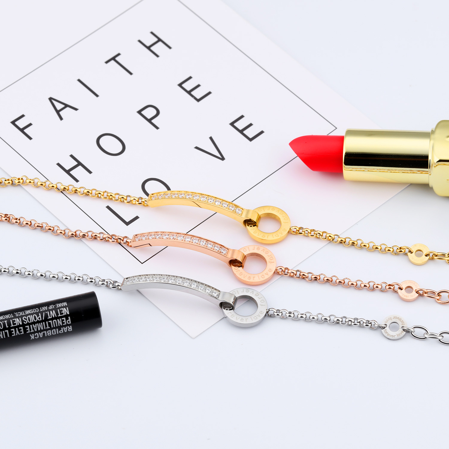 欧美时尚字母圆形圆圈镶钻手链手环女款镀玫瑰金色 个性钛钢饰品