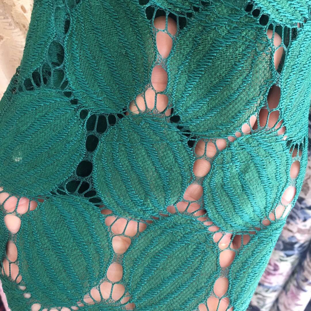 热销锦棉混纺蕾丝面料 品质保证 内衣服装布料