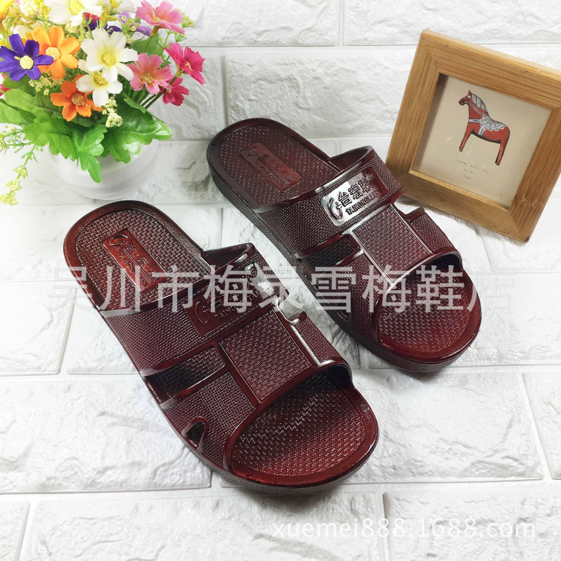 Новые тапочки на мягкой подошве для мужчин среднего и пожилого возраста, домашняя обувь, уличная обувь для киоска, тапочки для бега с маслом Цзяньху, тапочки для среднего и пожилого возраста.