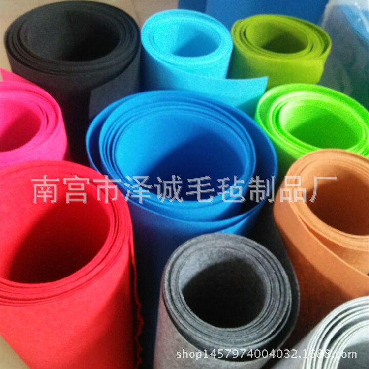 厂家直销 彩色化纤毛毡布3毫米厚包装毛毡背景布无纺布门幅105cm