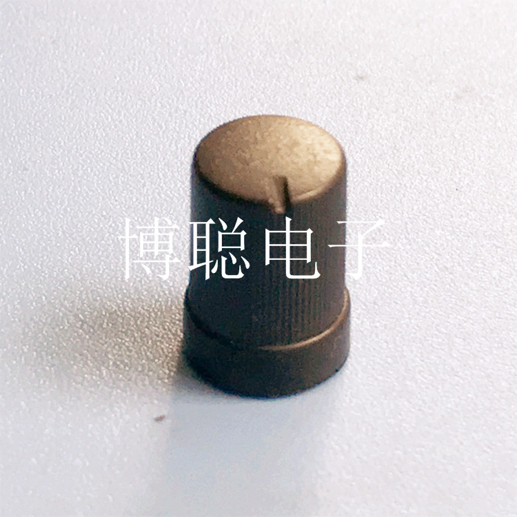 С��ť ��ɫ ���� ���Ͻ� ñ�� ֱ��10*13.5mm�� ��λ����ť