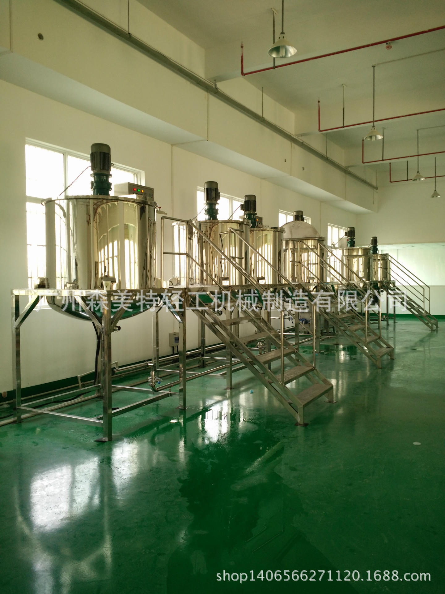 洗洁精沐浴露生产全套设备 1000L产量洗车液 沐浴露液体搅拌机