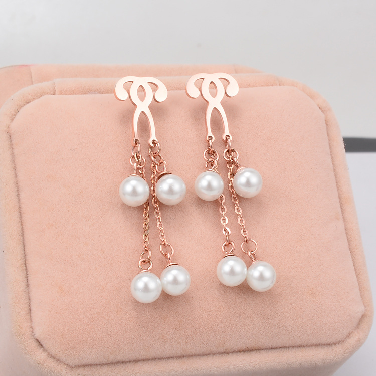 Double Question Mark Pearl Titanium Steel Earrings Wholesale Jewelry Nihaojewelry display picture 6