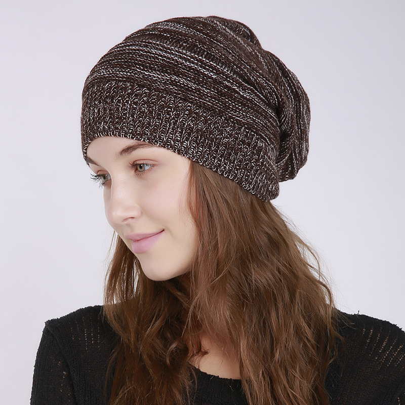 Gebreide beanie muts voor dames en heren van wol_voghion.com