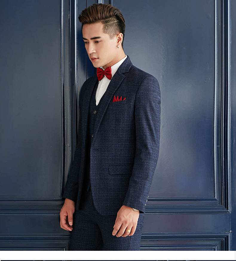 Stylish Suit Image 3