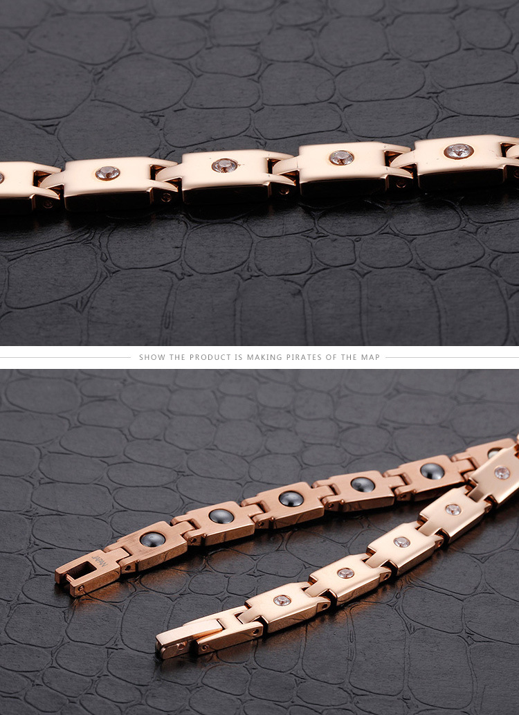 Fashion Geometric Titanium Steel 18K Gold Plated No Inlaid Bracelets In Bulk display picture 3