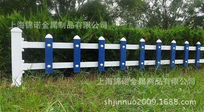 PVC草坪围栏塑钢草坪护栏PVC熟料花痴花坛户外护栏路滑带隔离栅栏