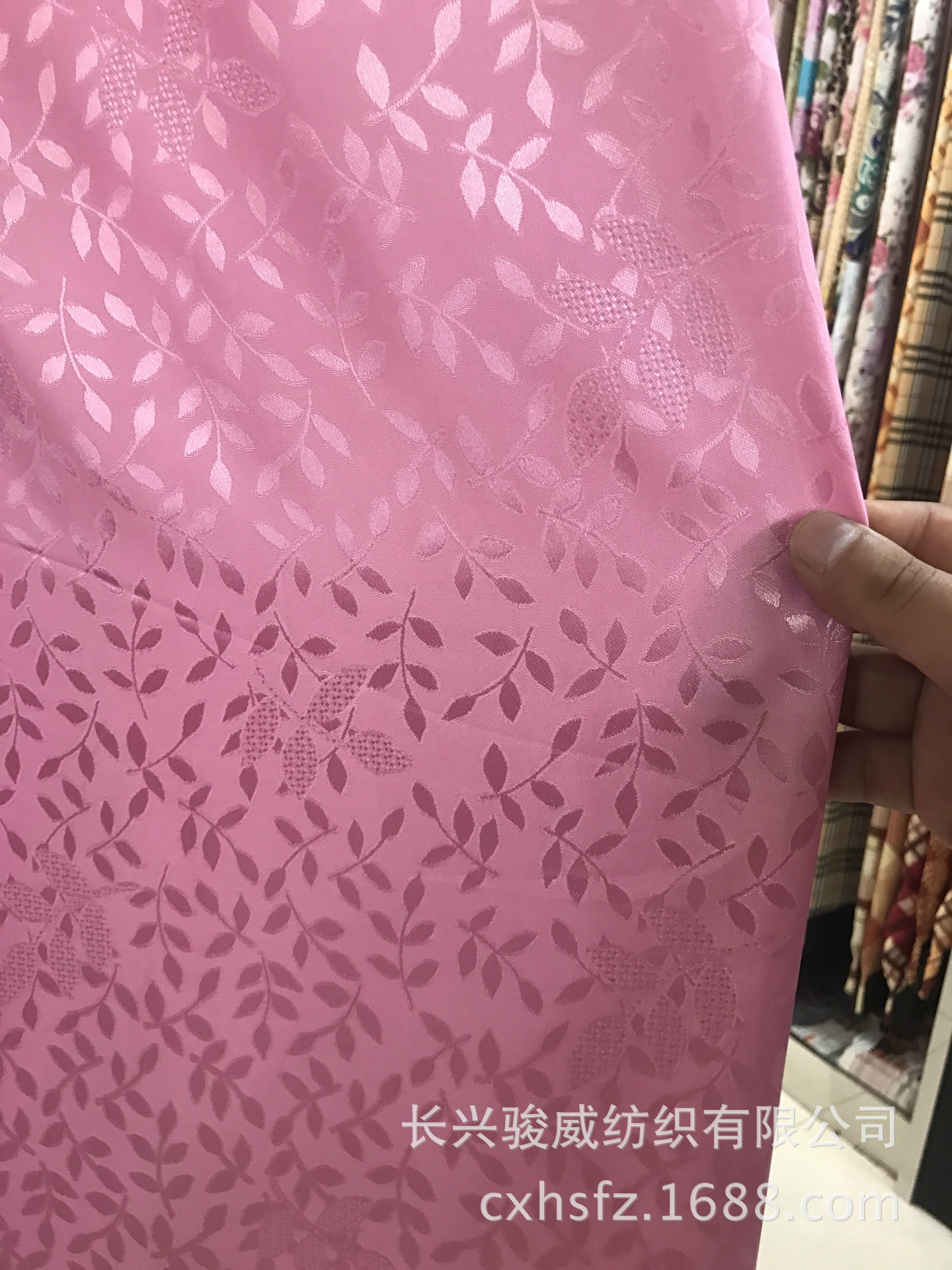 【厂家直销】 供应优质提花布 箱包布 窗帘布长兴生产厂家155-270
