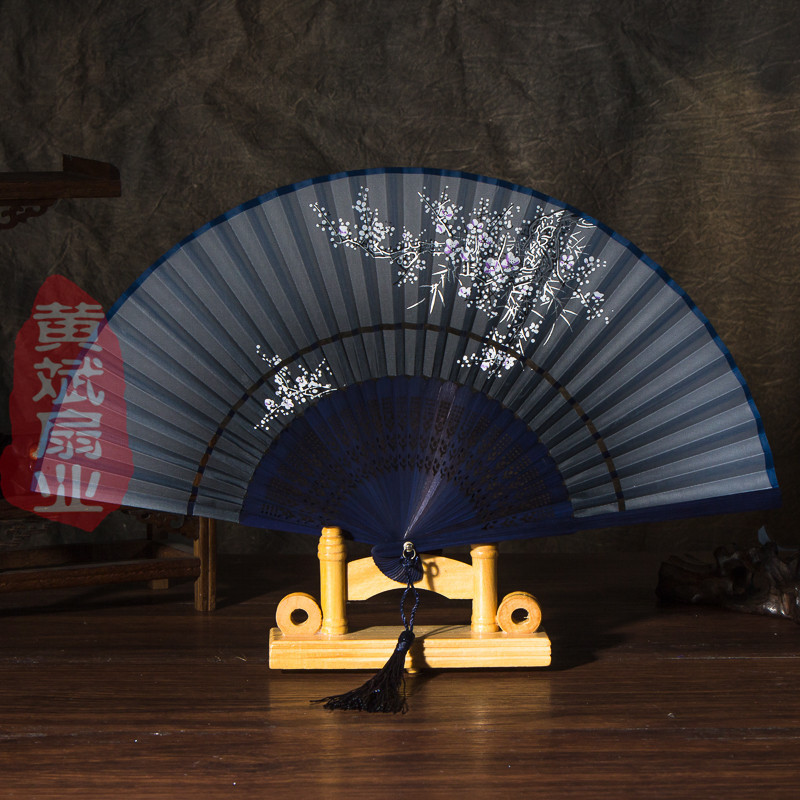 푸른 재 얼굴 롱메이