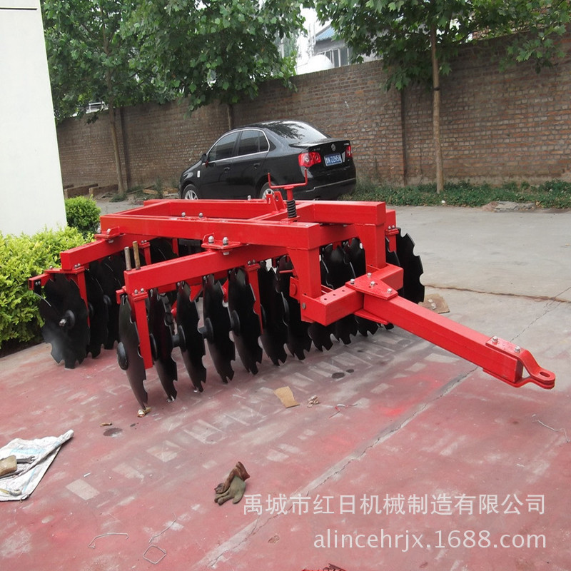 圆盘耙厂家供应18片重型圆盘耙1BZ 2.0拖拉式液压牵引重耙圆盘犁