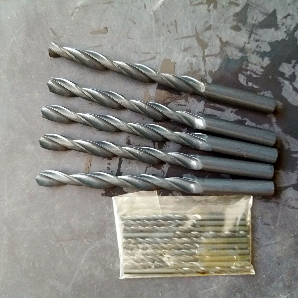 Woodworking black twist drill full grinding drill straight handle twist drill. Impact drill 4241 electric drill