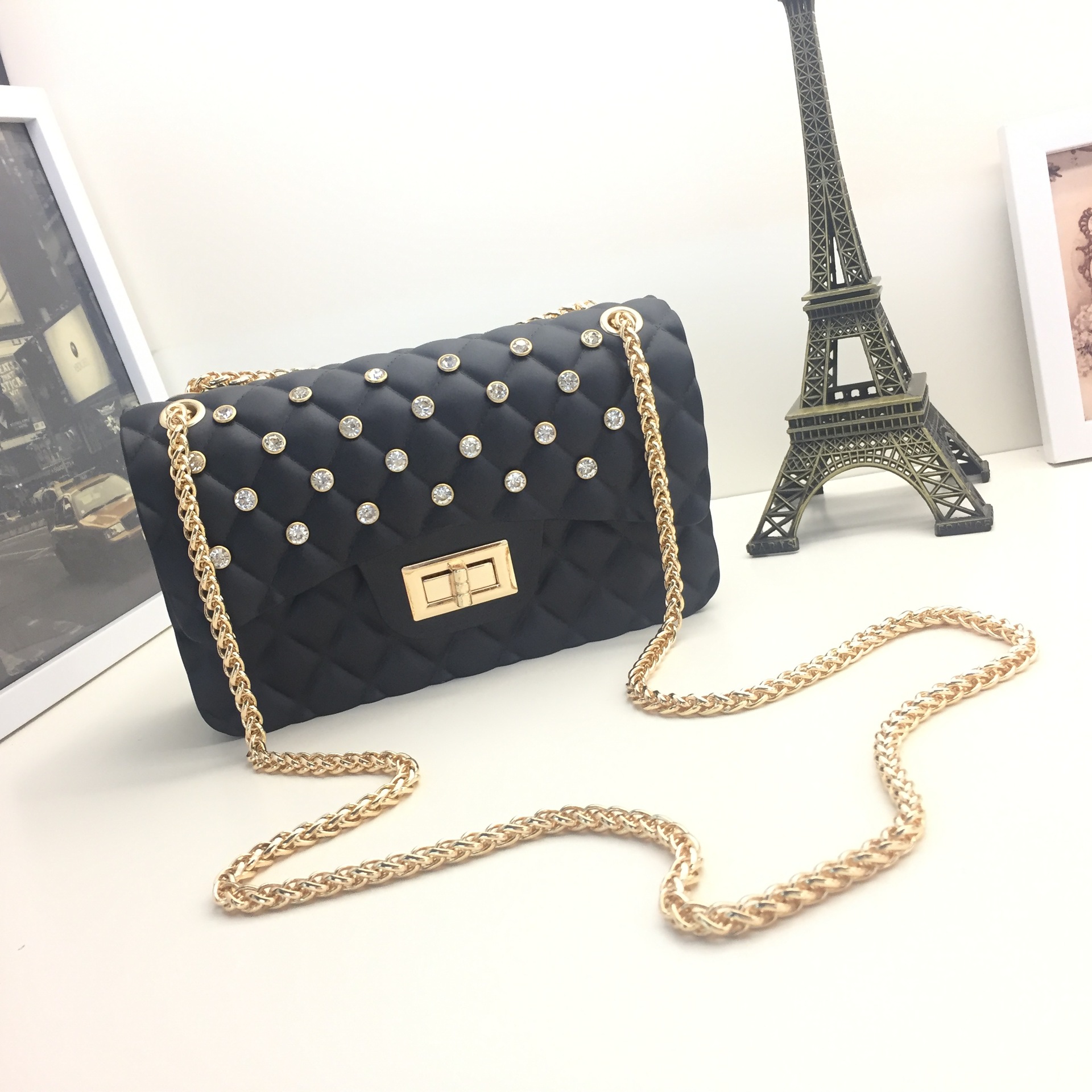 Women's Bag Chain 2017 New Jelly Diagonal Shoulder Bag Xiaoxiang Lingge European And American Diamond Jewelry Bag One Generation