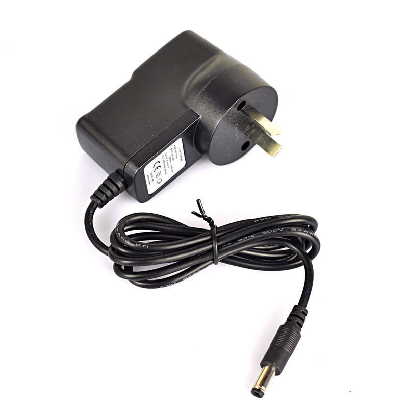 澳规8.4V 1A电池组充电器两串锂电自行车灯头灯聚合物电池充电器