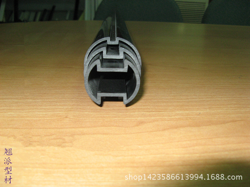 专业生产厂家生产各种形状不同颜色PVC塑料挤出型材-型材5