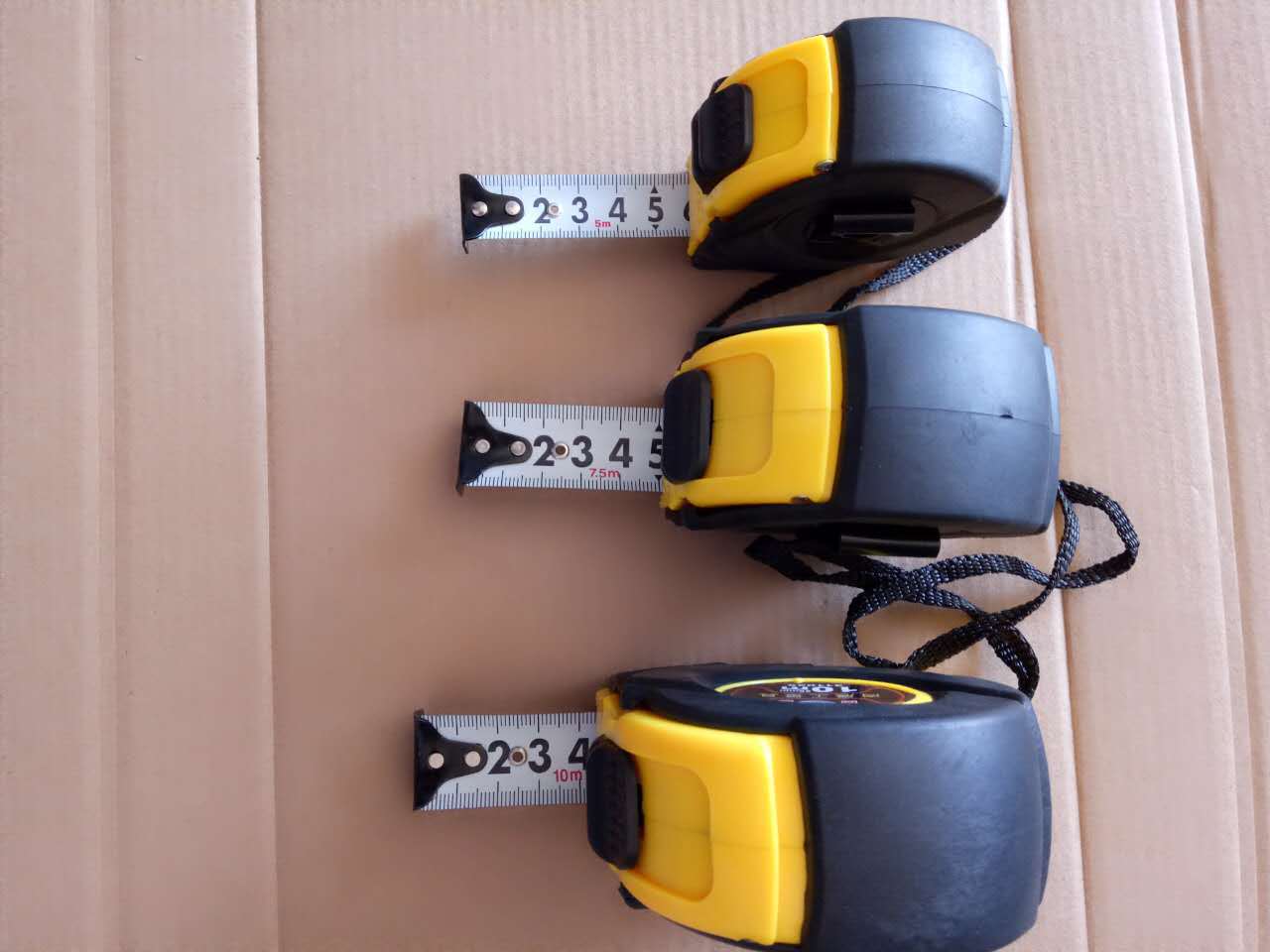 3166081406_827770283