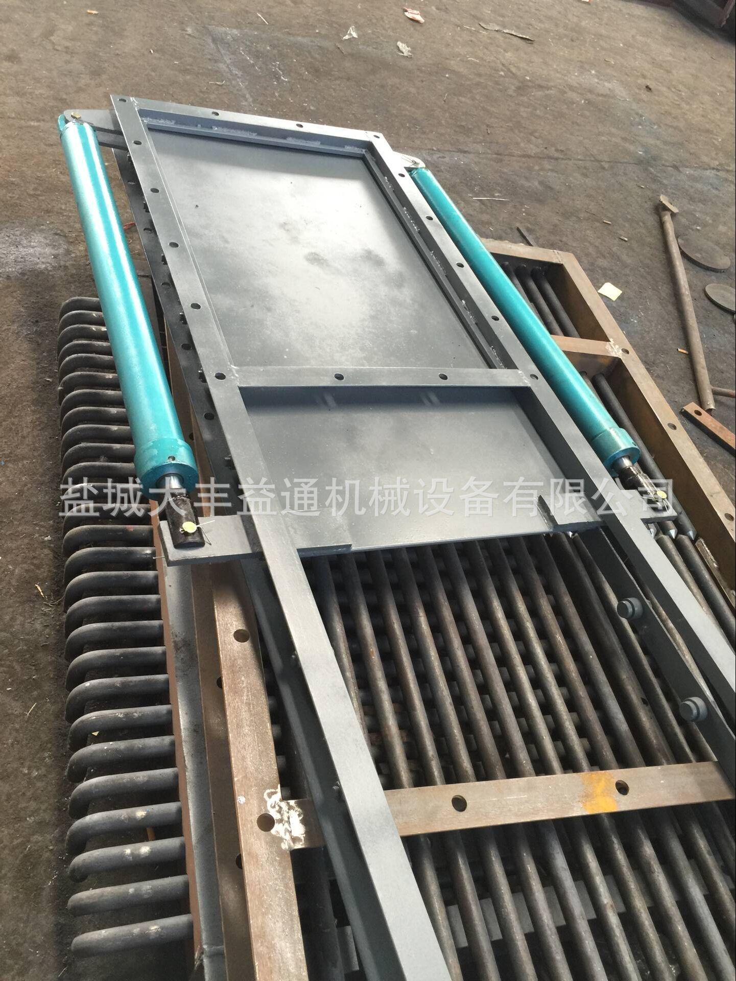 供应河北300方口不锈钢插板阀  方口插板阀