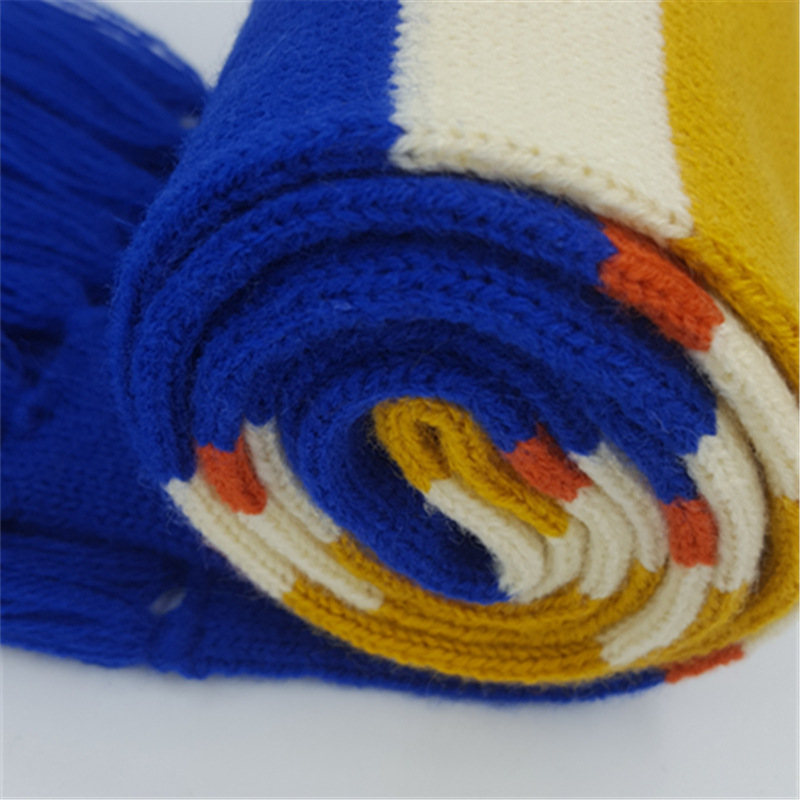 Nueva lana pequeña bufanda de juguete Jacquard bufanda tejida decorativa bufanda de lana de Navidad Día Fuente cabeza fabricante