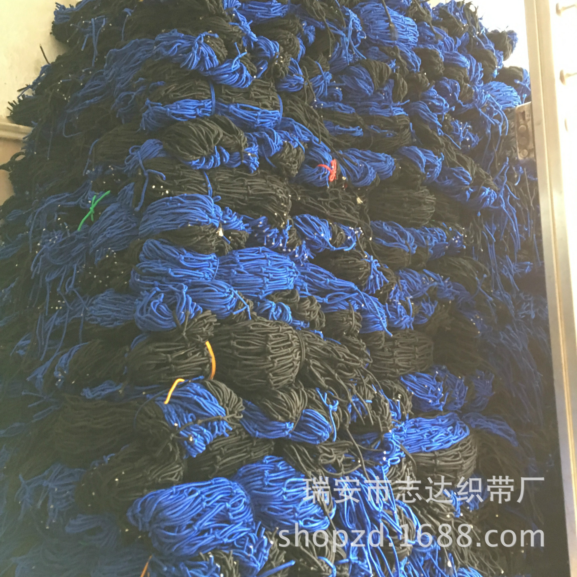 19E771334CE2077B7634C52E39E399