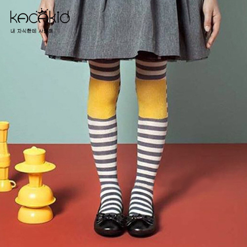 Venta al por mayor kacakid primavera y otoño calcetines para niños dulces niñas amor ojos grandes pantimedias calcetines de princesa coreana calcetines de baile