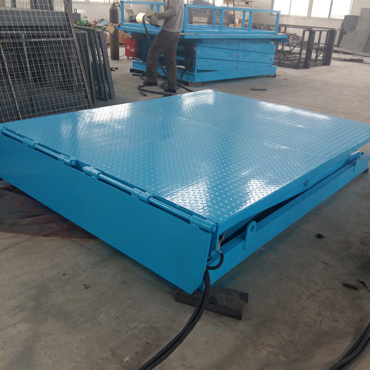 剪叉式升降机在购买时我们需要注意哪些方面？