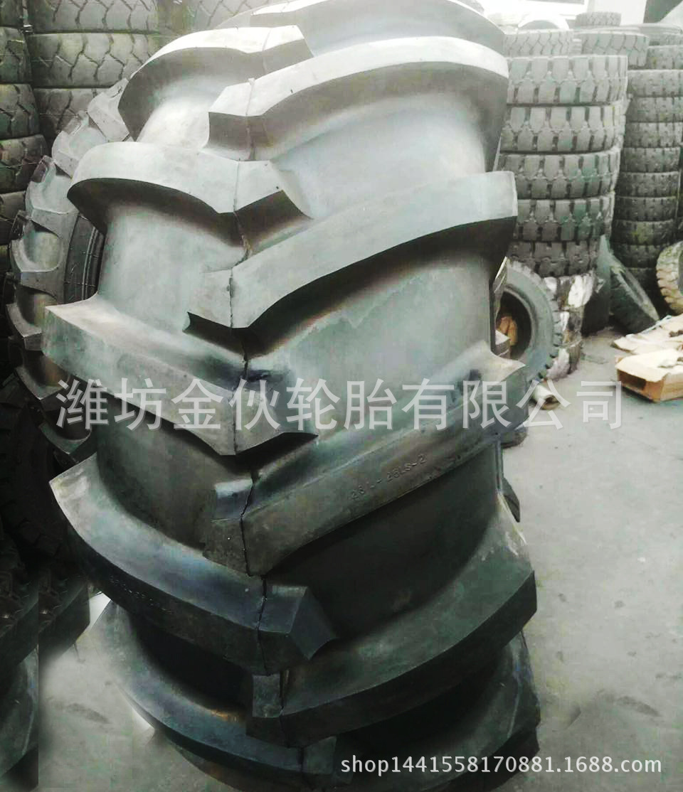 供应 13.6/12-36 农用人字花纹拖拉机轮胎 R-1  耐磨