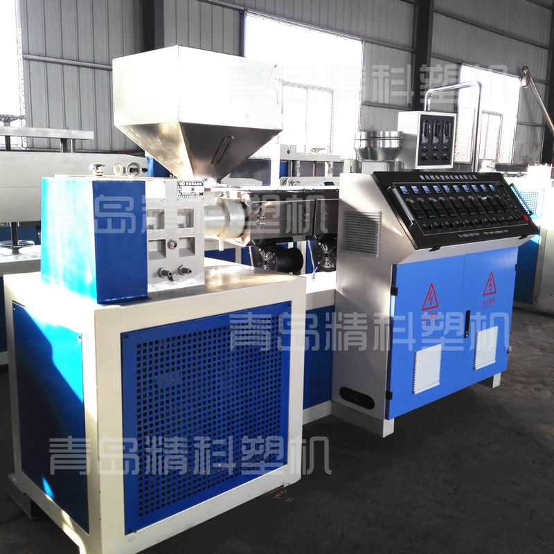 供应三机共挤单螺杆塑料挤出机 硅芯管单螺杆塑料挤出机尼龙管