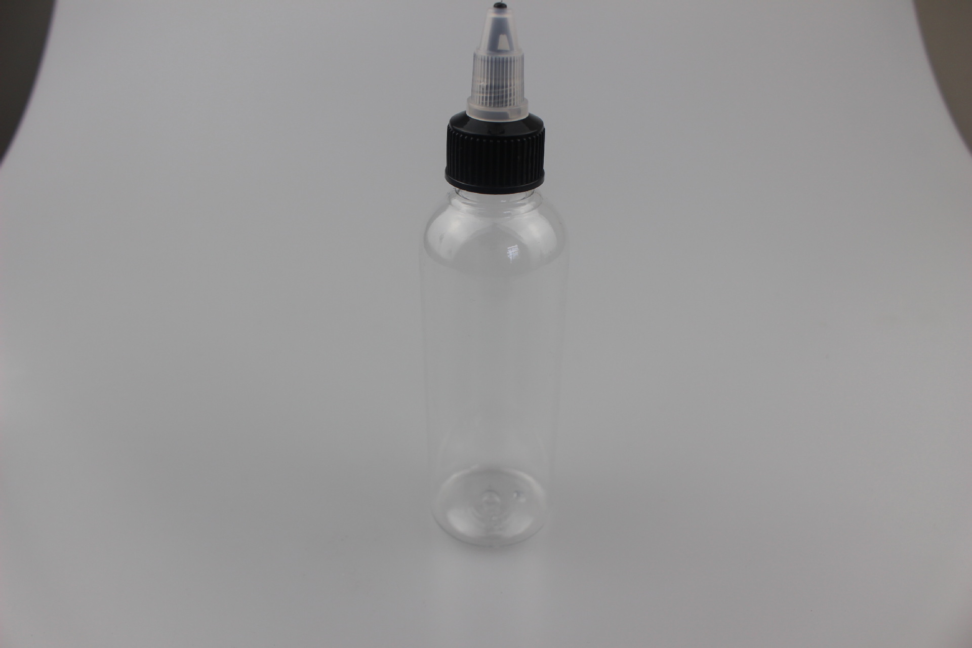 厂家供应 60ml 100ml 120ml 250ml塑料瓶 电子烟笔形滴油便携储油