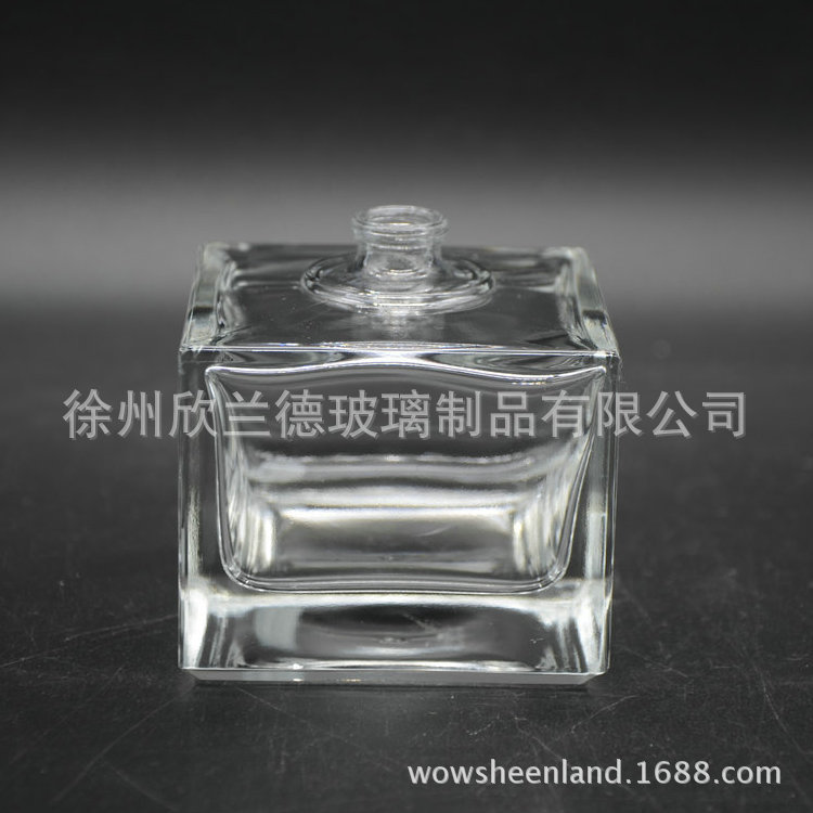 100ML四方卡口香薰瓶，高白料香薰瓶配木塞、玻璃珠