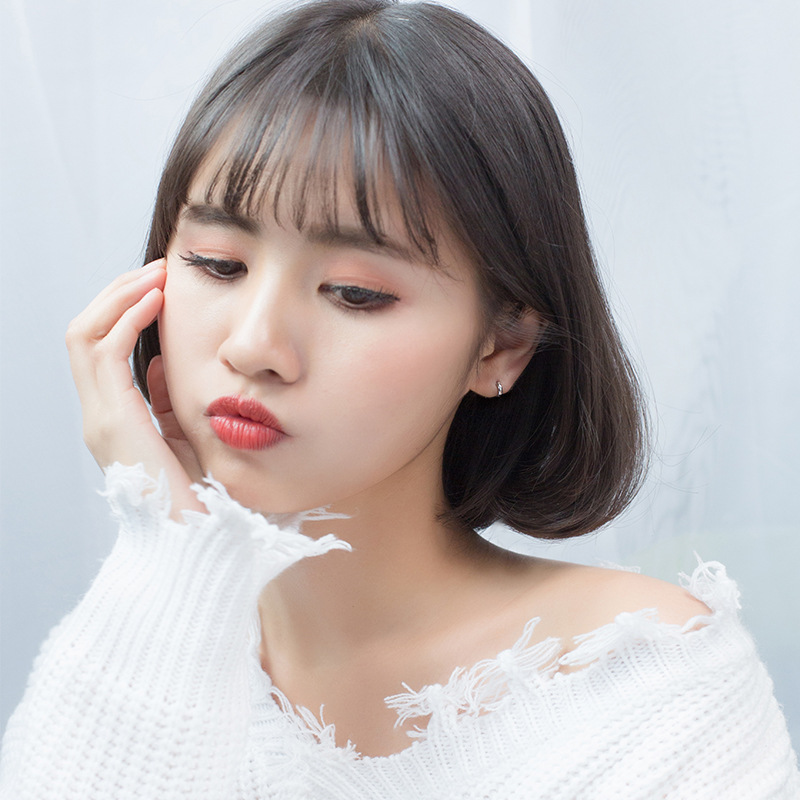 S925 botón de orejas de plata para mujeres estilo japonés y coreano simple brillante círculo corto de orejas temperamento botón de orejas clavo de orejas E1013