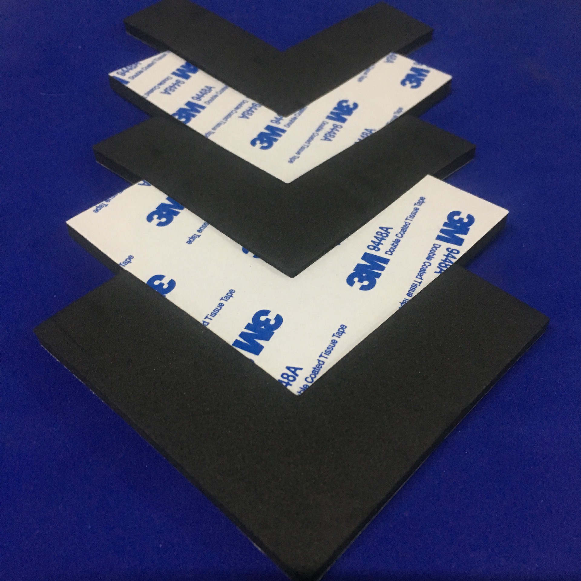 厂家直销 自粘背胶EVA脚垫 防震防火防滑EVA垫子 定制规格EVA垫片