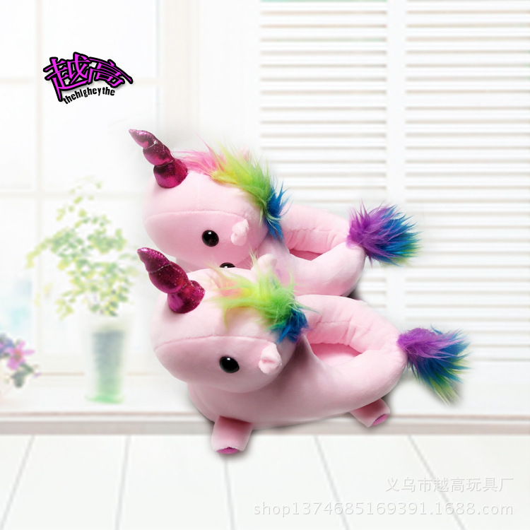 Розовый единорог