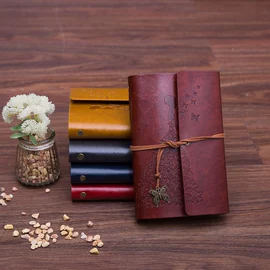 笔记本记事本;工作手册;文件夹