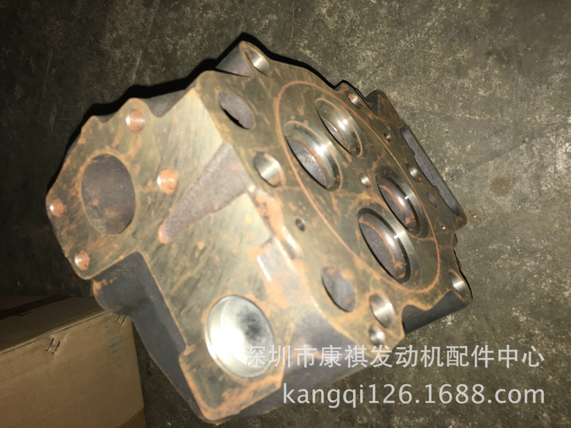 供应原装DC16，DC12柴油发动机汽缸盖1450275