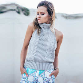 2022速卖通秋冬性感露背高领毛衣套头衫无袖针织套头上衣打底衫女