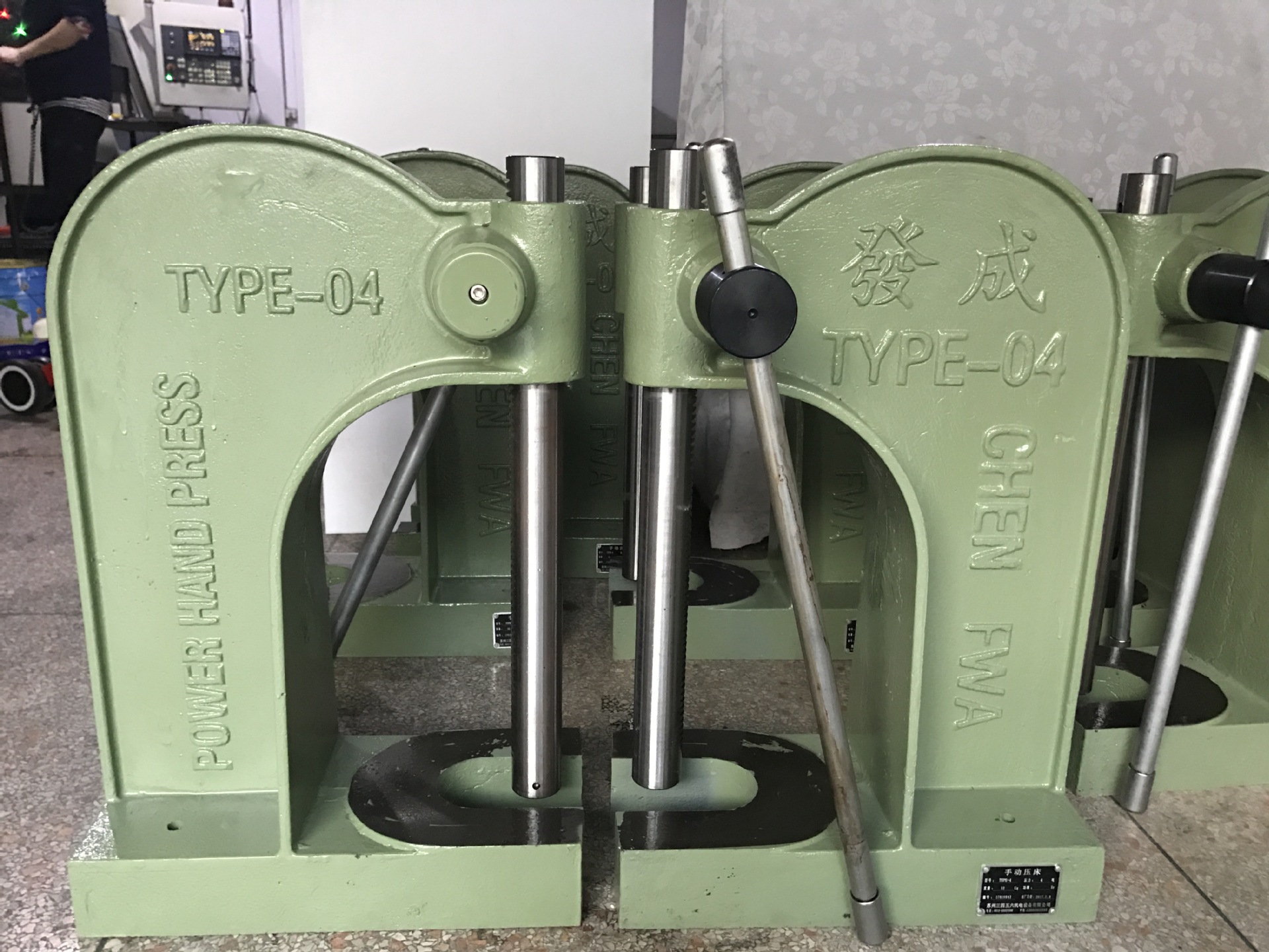 压轴机 手扳压力机压床 手动冲床3T 台式手动压力机