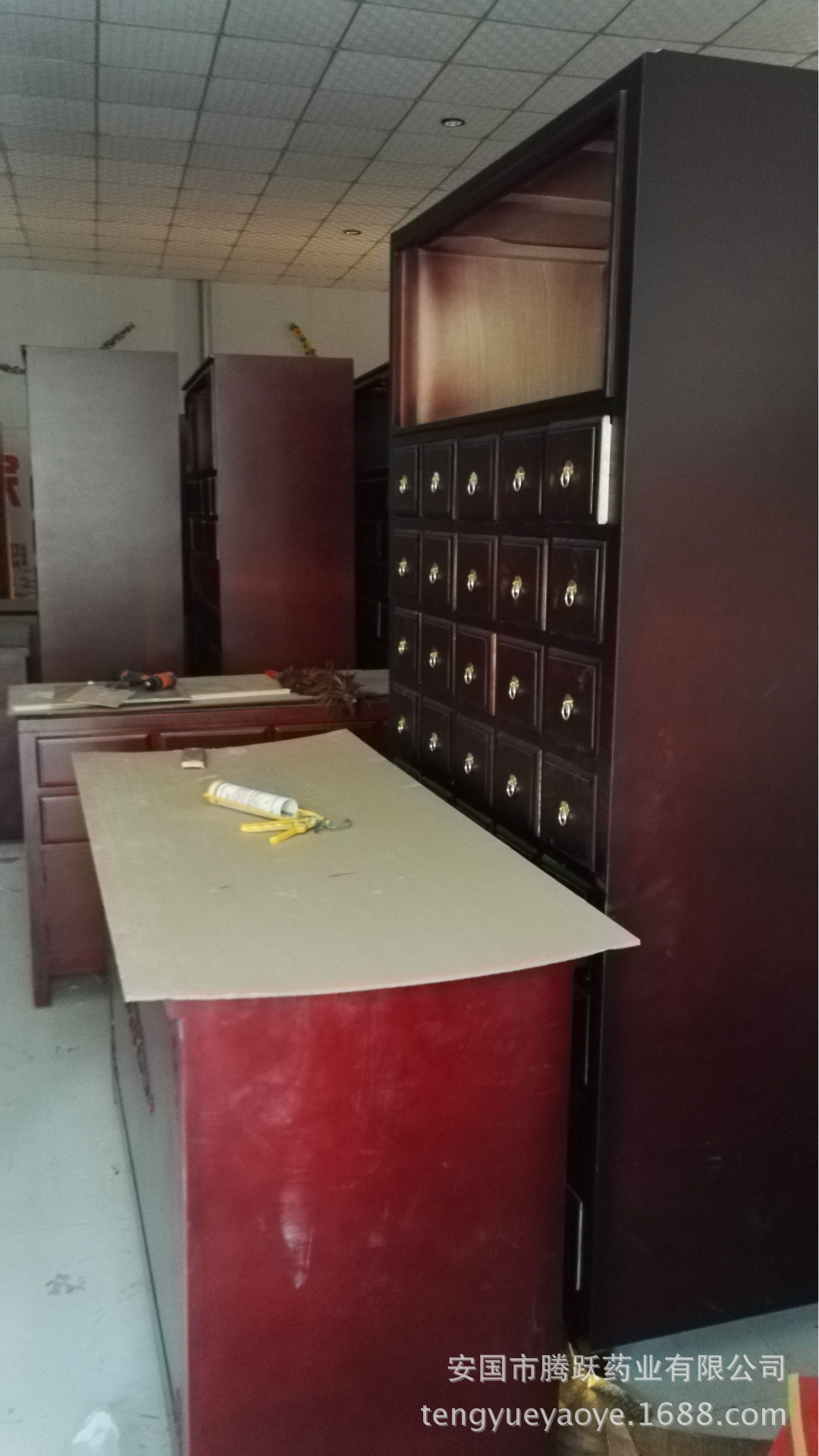 Antique-Style Solid Camphor Pine TCM Medicine Cabinet 1700x600x2150mm Custom Made specifications