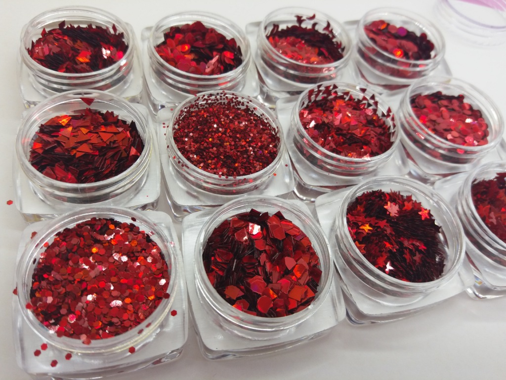 Manufacturer supplies professional nail art, New Year's bright red nail art glitter and sparkle set.