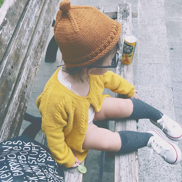 2023 niñas cuello redondo giro suéter cardigan chal algodón versátil de los niños suéter manga larga abrigo engrosado