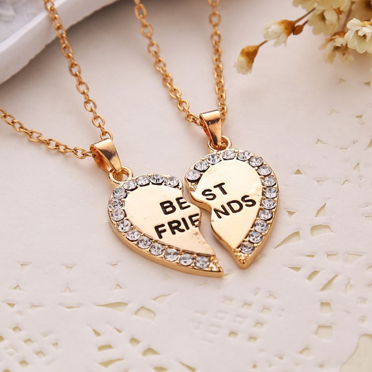 20g Weight Necklace Classification Wedding, Travel Occasion Alloy Material Letter Pattern Women'S Gender Plating Design Fashion Style Gold, Silver Color Fashion Letter Alloy Wholesale Pendant Necklaces 10