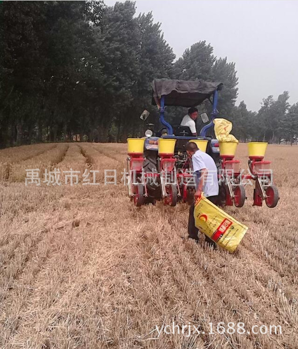 6行玉米施肥播种机   红日精密施肥玉米播种机    播种机