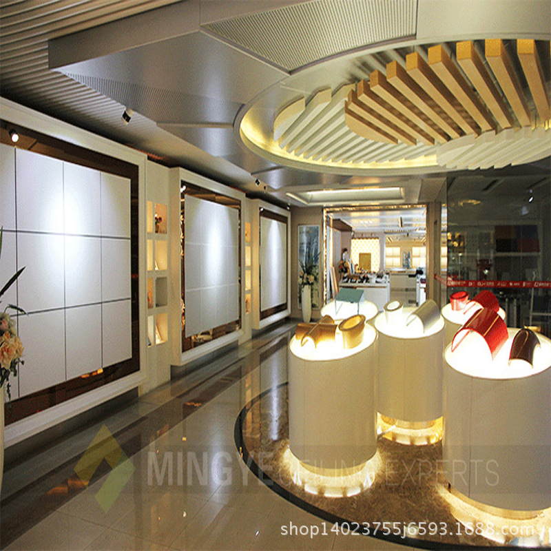 U型铝方通图片，木纹铝方通图片，铝方通安装效果图