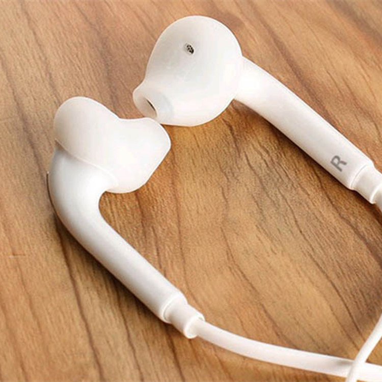 2701994964_1380332407